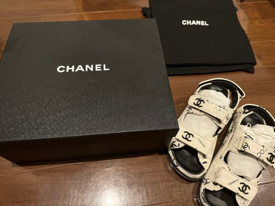 新品未使用 CHANEL ロゴ サンダル 超希少 人気モデル レア