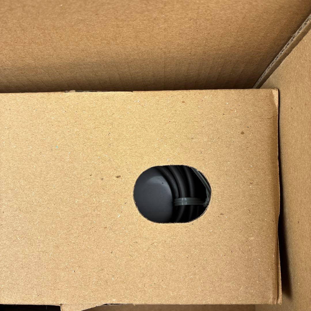 ダイソン　掃除機　dyson cyclone V10 sv12 fluffy