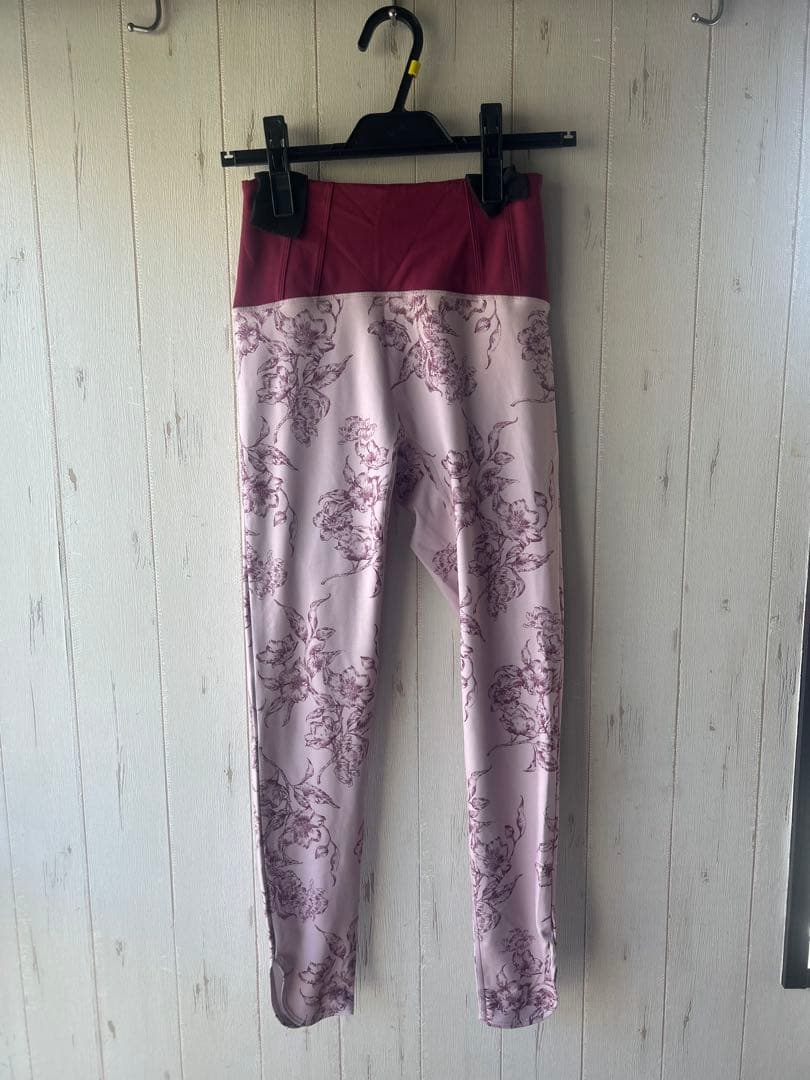 【SUKALA】ヨガウェア 上下セット Sサイズ