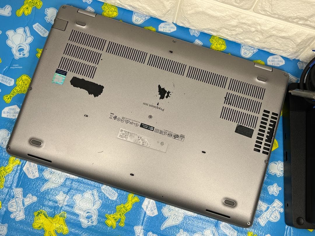 美品 32GB i7 デル Precision 3551 15.6型 ノートPC