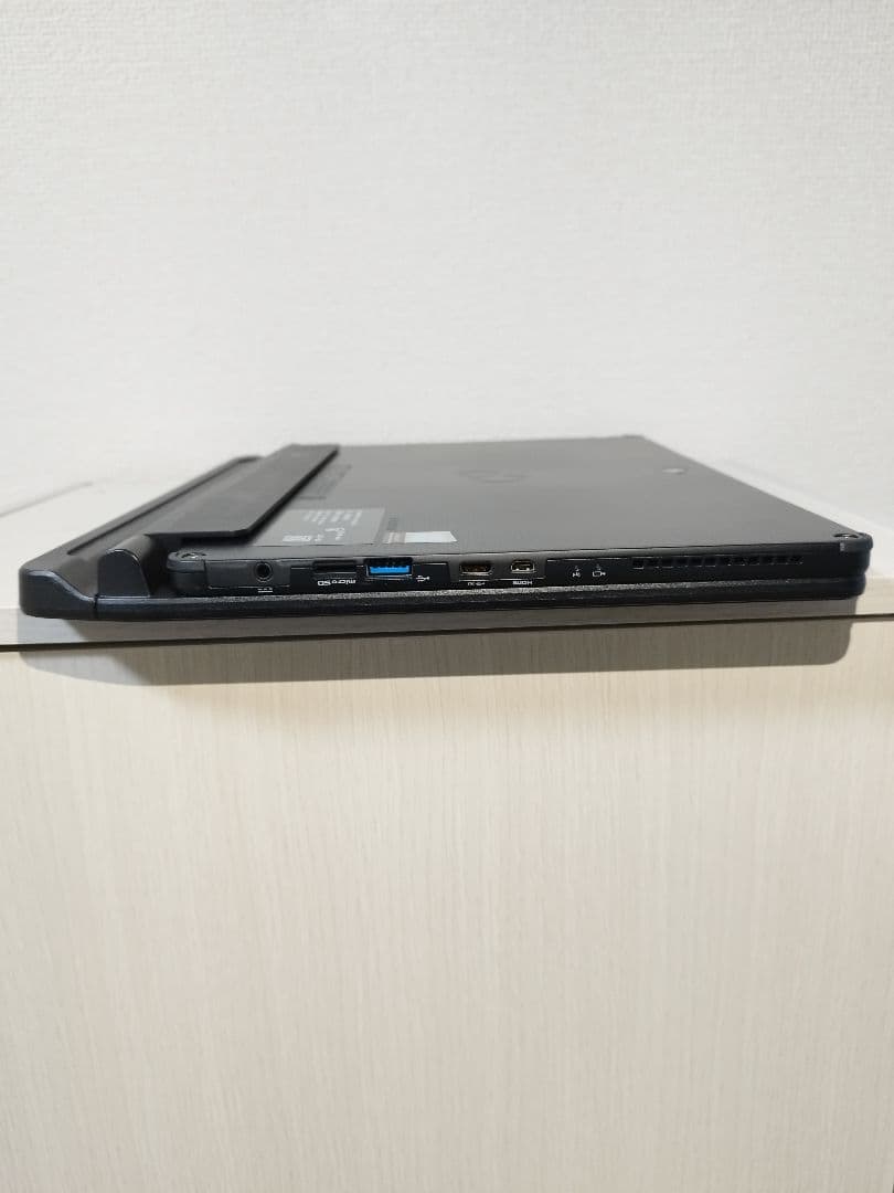 タブレット ArrowsTab Q738 Core i3 4GB SSD128G