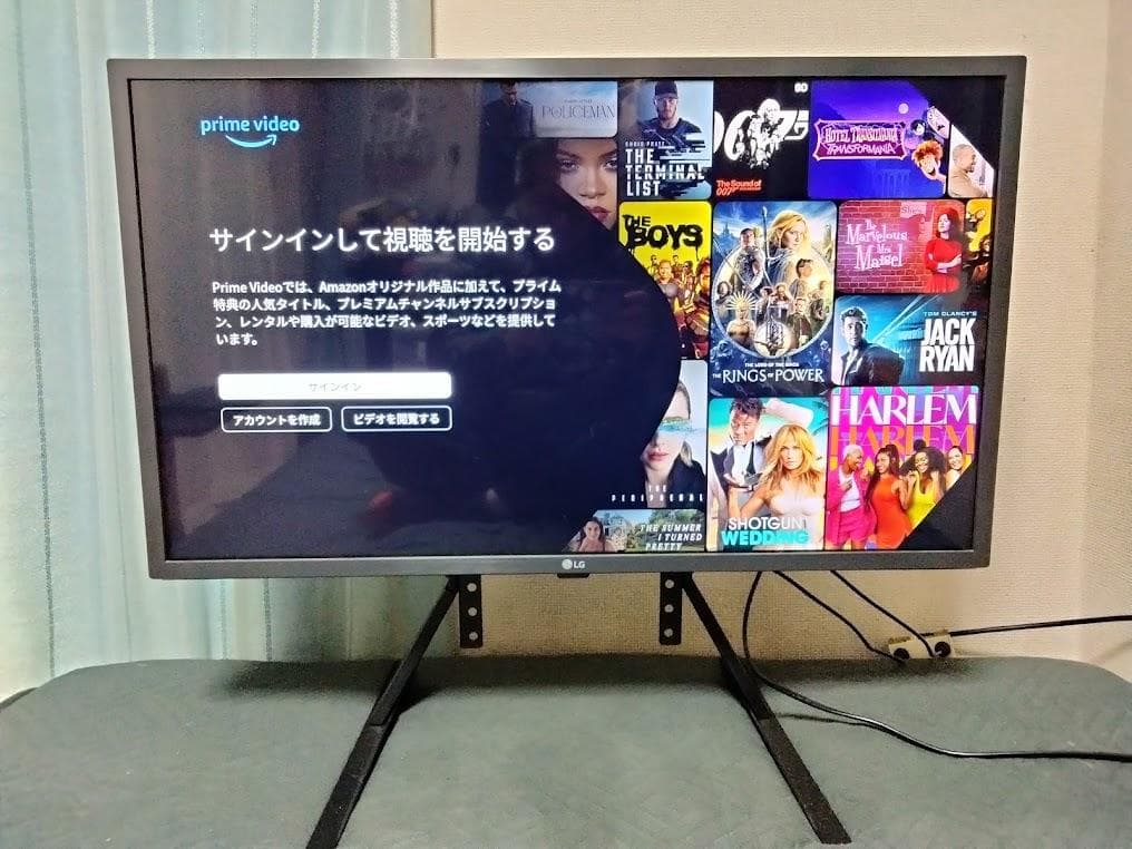 ２０２４年製　横浜駅から３０Km以内は無料配送 LG ３２インチ　スマートテレビ