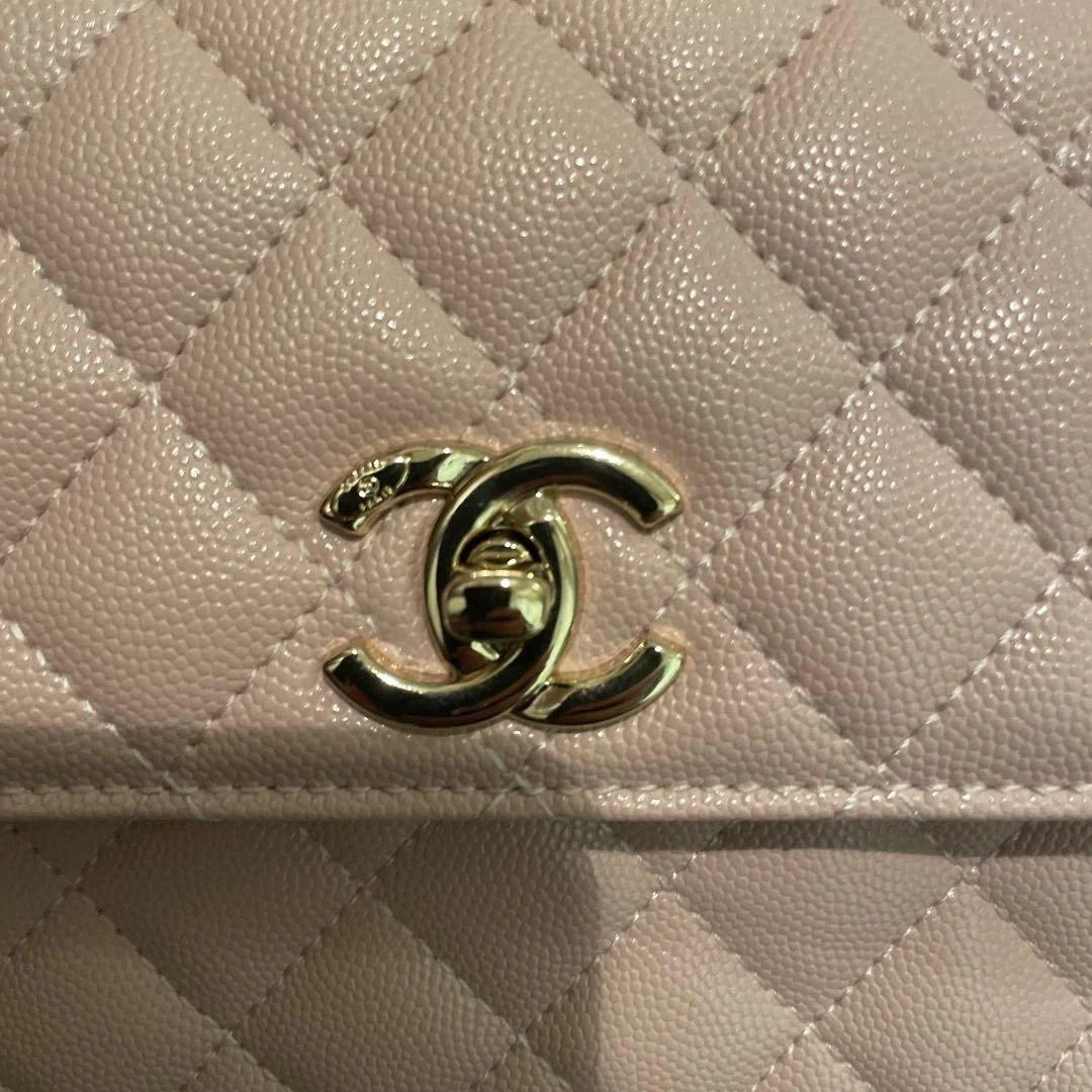 CHANEL ピンクレザー ショルダーバッグノベルティー