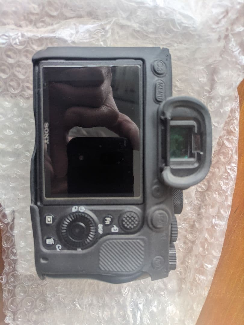 SONY α7R IVミラーレス一眼 本体と付属品