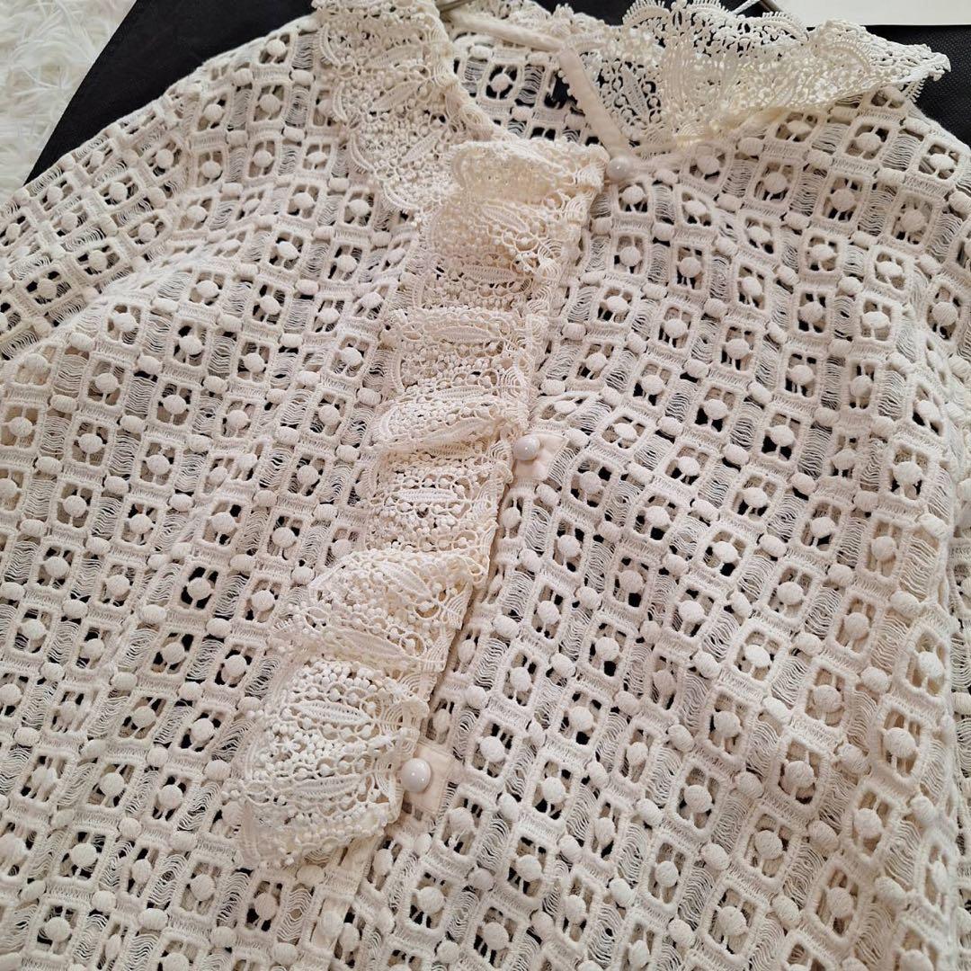 新品タグ付✨ヌキテパ×トゥモローランド クロシェフリルカラー ブラウス