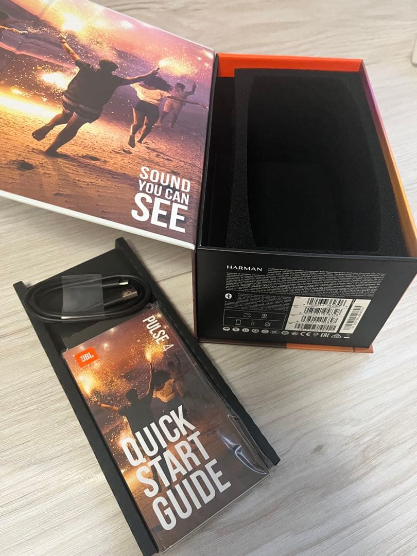 JBL Pulse4 白 スピーカー