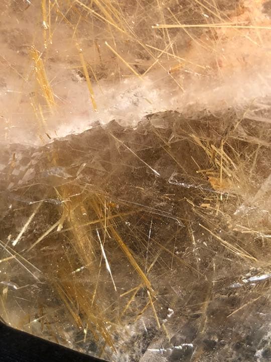 水晶　Ａルチルクォーツ原石　希少価値　最高品質1kg