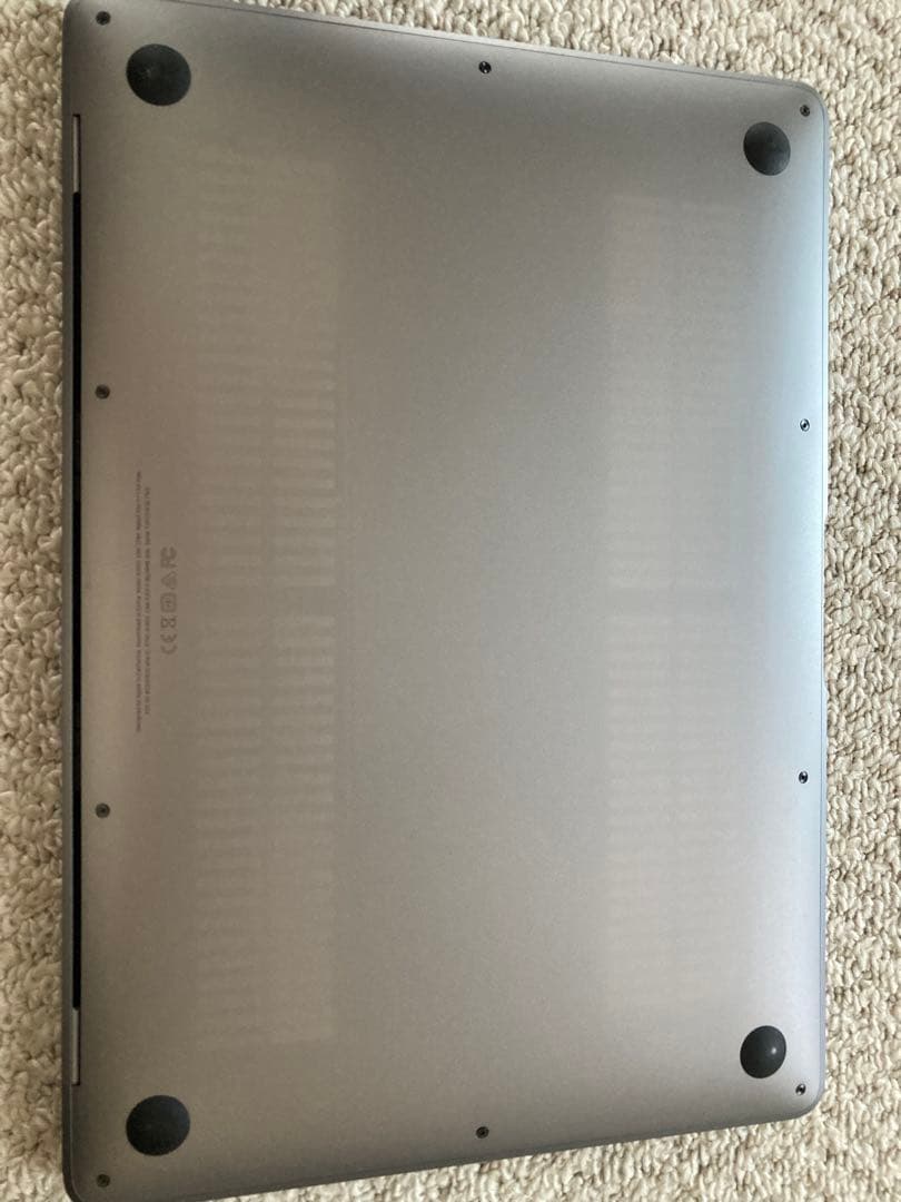 MacBook スペースグレー USB-Cポート2つ