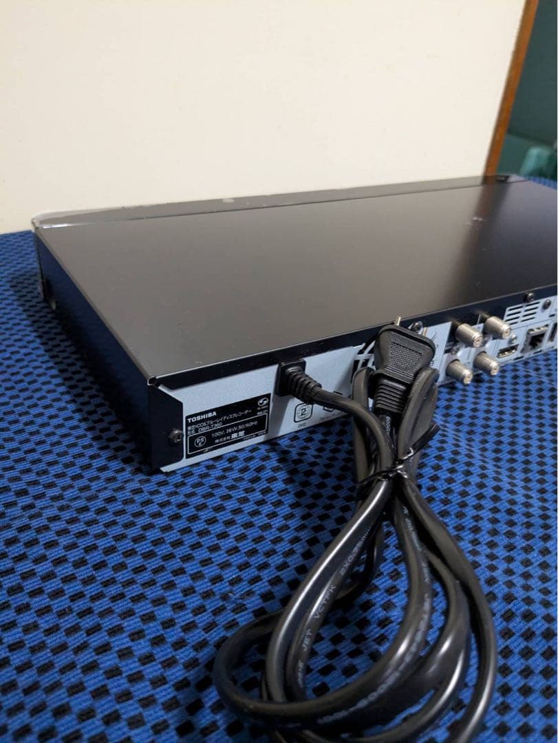 16 TOSHIBA ブルーレイレコーダー 本体 リモコン付き