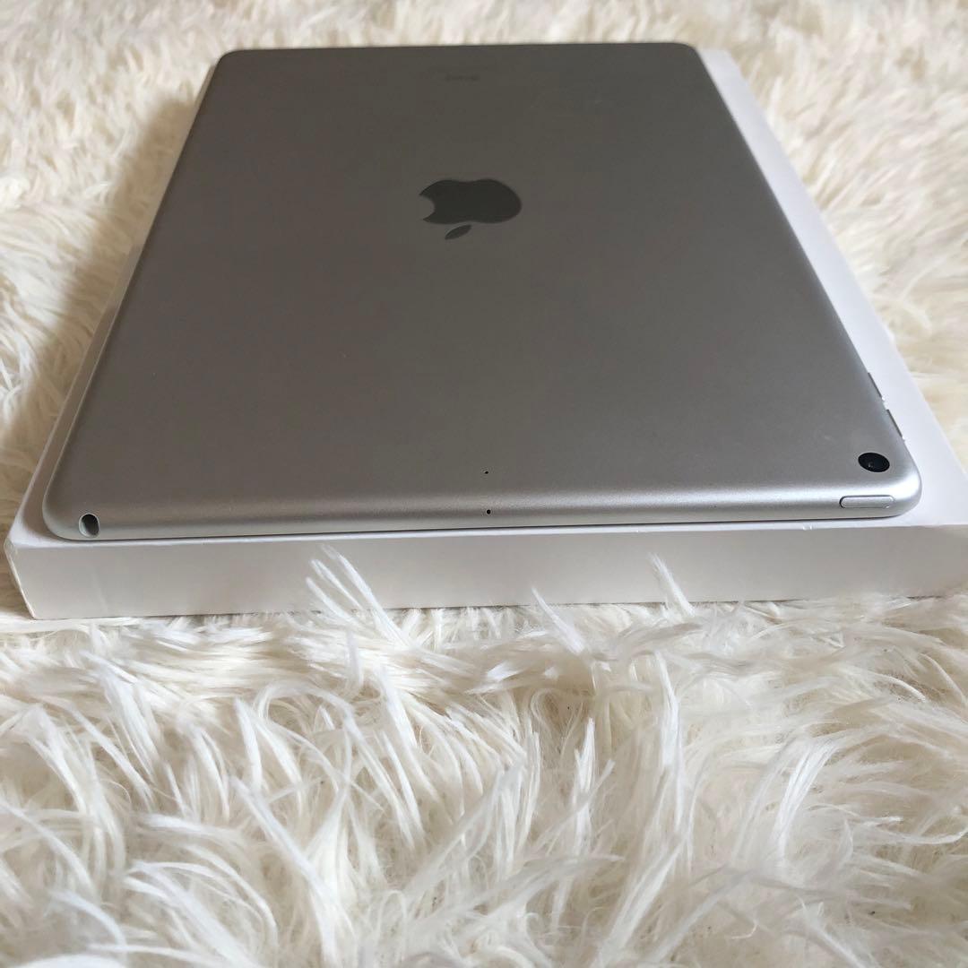 【完動品】iPad Air3 64GB Wi-Fi 【付属品】【すぐ発送】