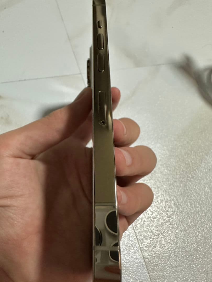 iPhone 13 Pro ゴールド 本体　128GB バッテリー容量100%