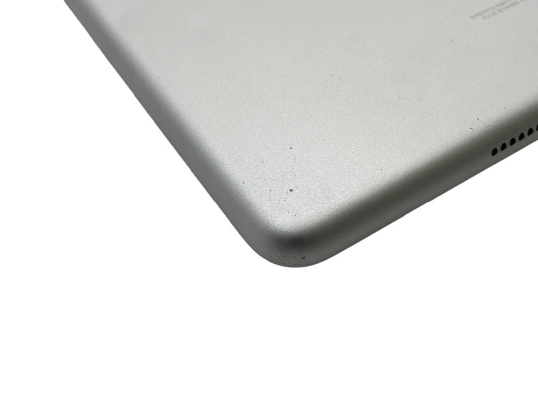 初期化済み iPad 第3世代 A1893 128GB ケース、タッチペン付き