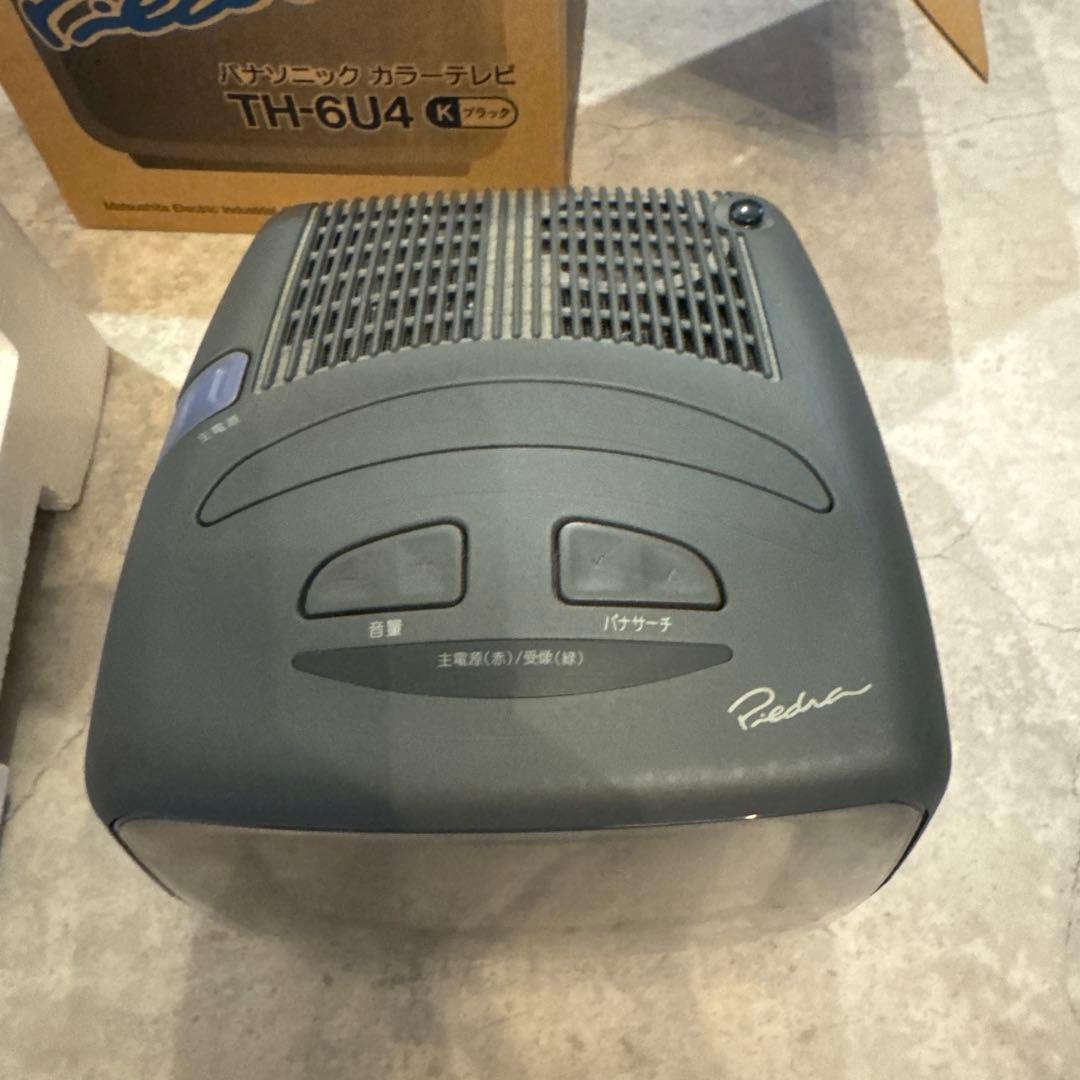 パナソニック　カラーテレビ　TH-6U4