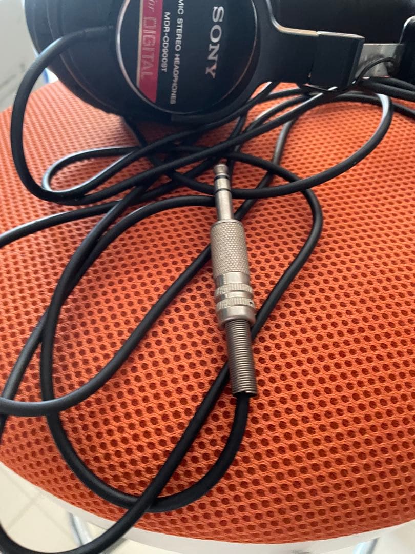 SONY デジタルヘッドホン　カバー新品付き