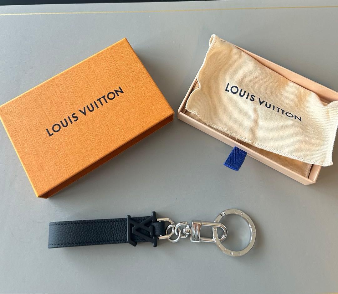 LOUIS VUITTON ルイ・ヴィトン　キーリング　ドラゴンヌ アエログラム