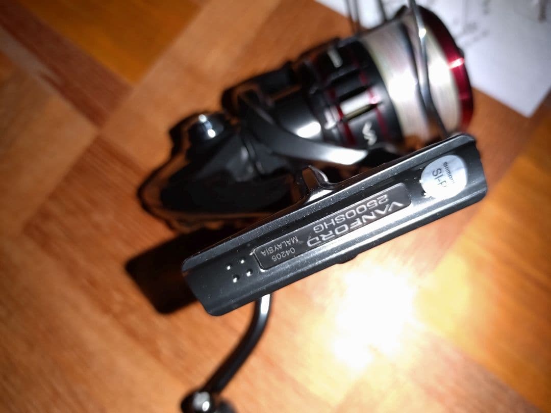SHIMANO 20VANFORD 2500SHG スピニングリール