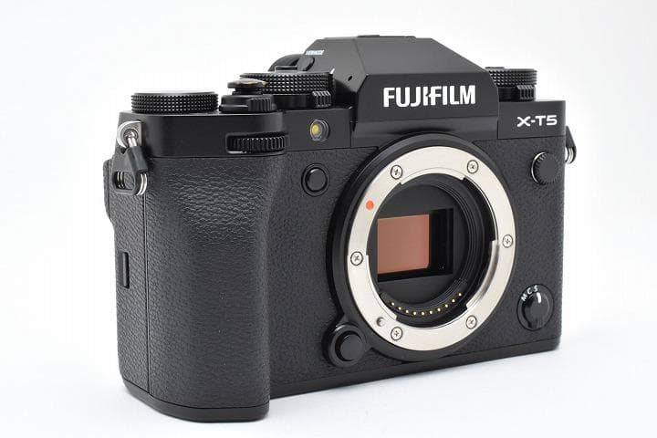 15529AE ★ほぼ新品★保証付 FUJIFILM X-T5 富士フィルム