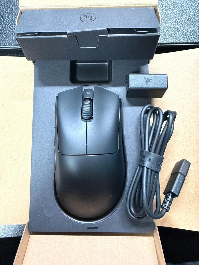 Razer DeathAdder V3 Hyperspeed 本体