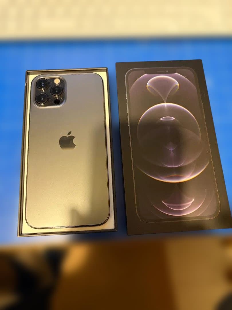 ＜美品＞256GB iPhone 12 Pro MAXグラファイト Apple