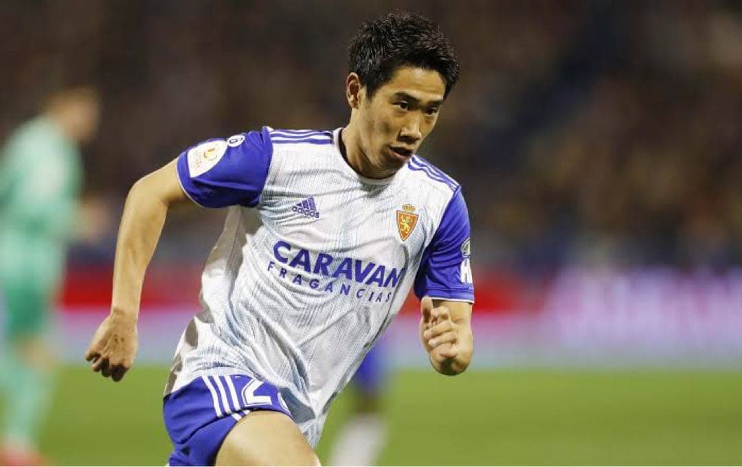 お*き様 【実使用】香川真司選手直筆サイン入りサラゴサユニフォーム