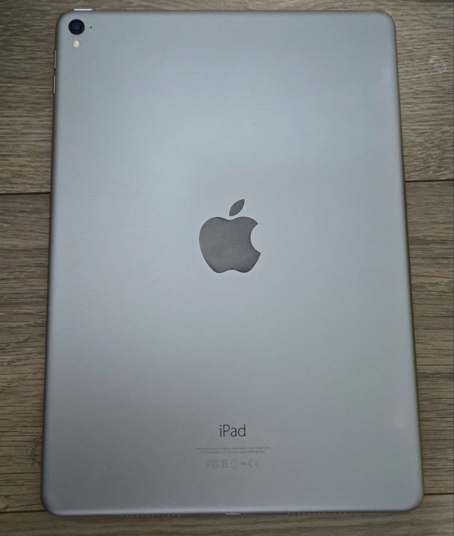Apple iPad Pro 9.7 128GB wifi スペースグレー
