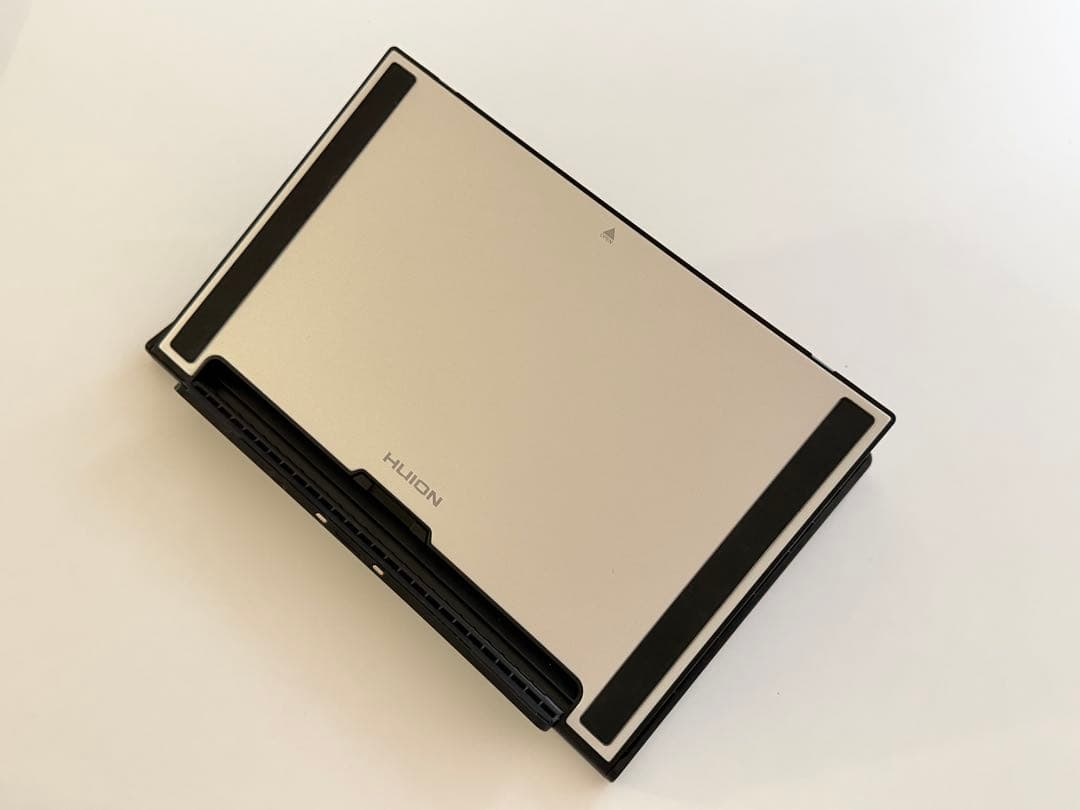 【美品】HUION Kamvas12 豪華版 液タブ 箱付き 付属品完備