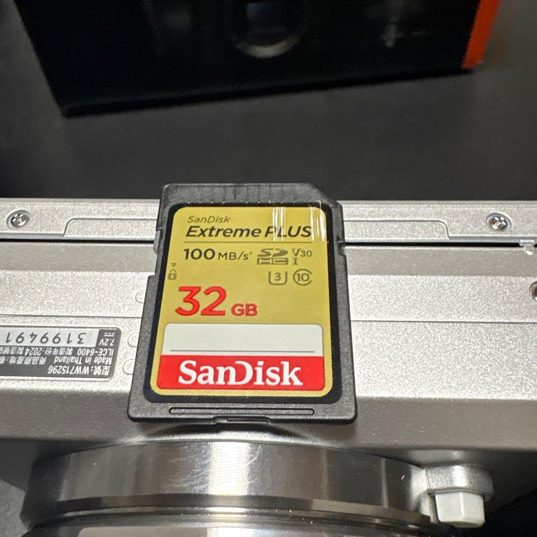 （美品）SONY α6400パワーズームレンズキット