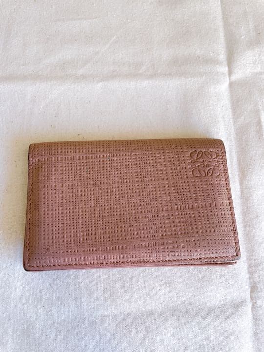 ロエベLOEWE  名刺入れ　ピンク　ハイブランド