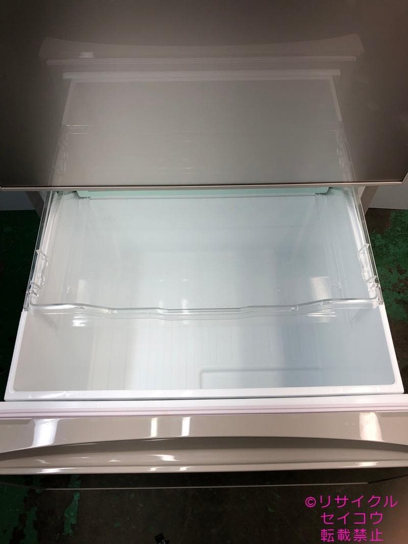 東芝 TOSHIBA 冷蔵庫 330L 17年式 2503031536