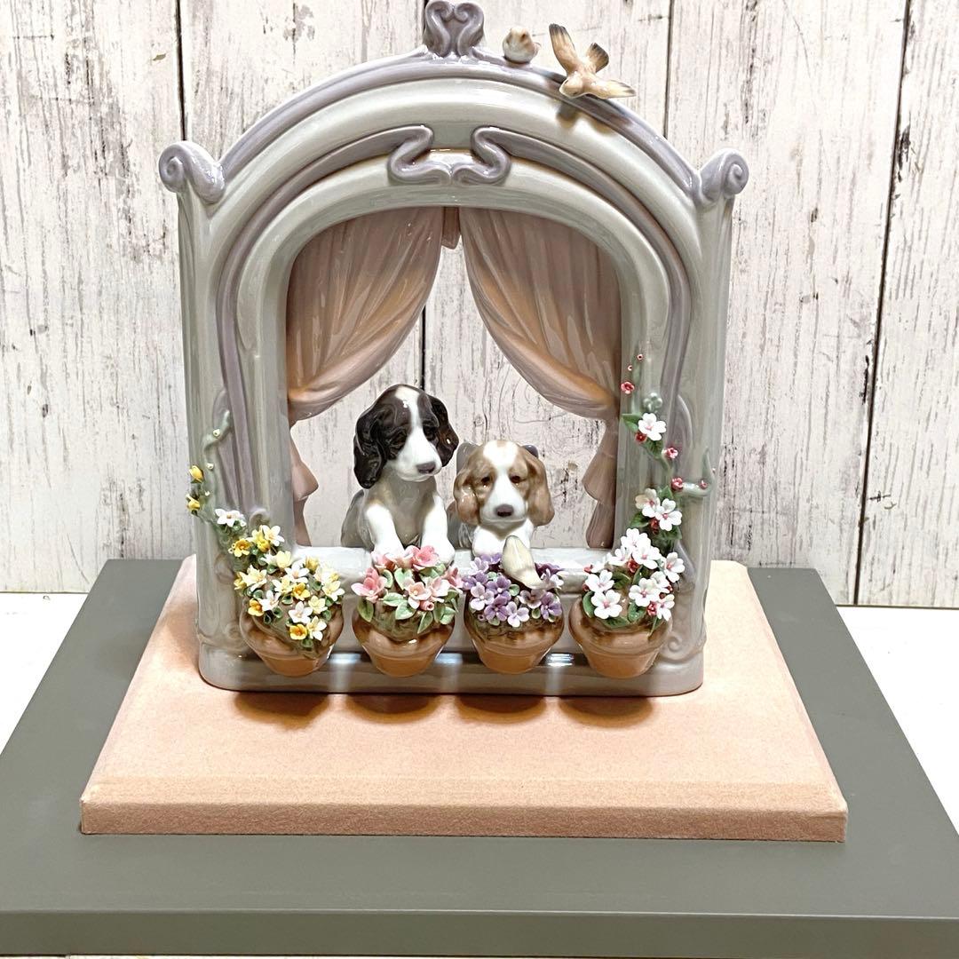 LLADRO リヤドロ⭐️可愛いながめ　置物　陶器　ガラスケース付き