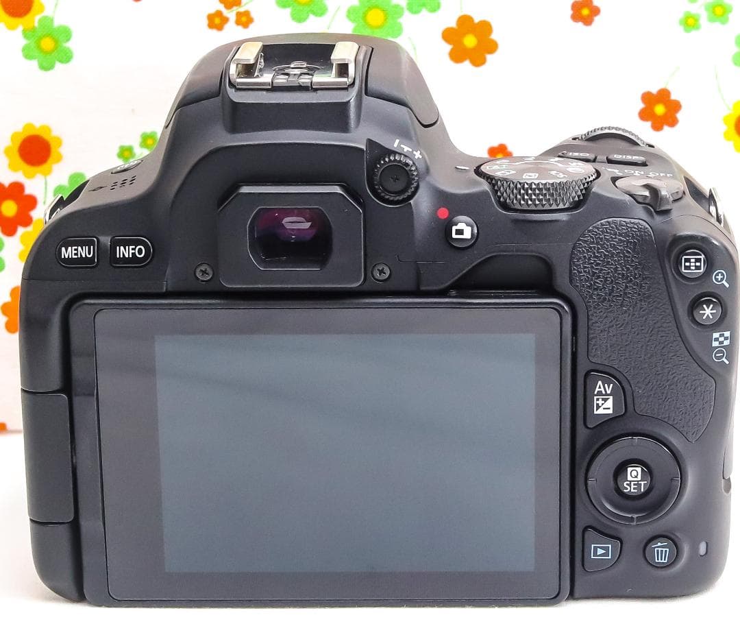 Canon EOS Kiss X9☆Wi-Fi搭載☆超高画質☆ダブルレンズ