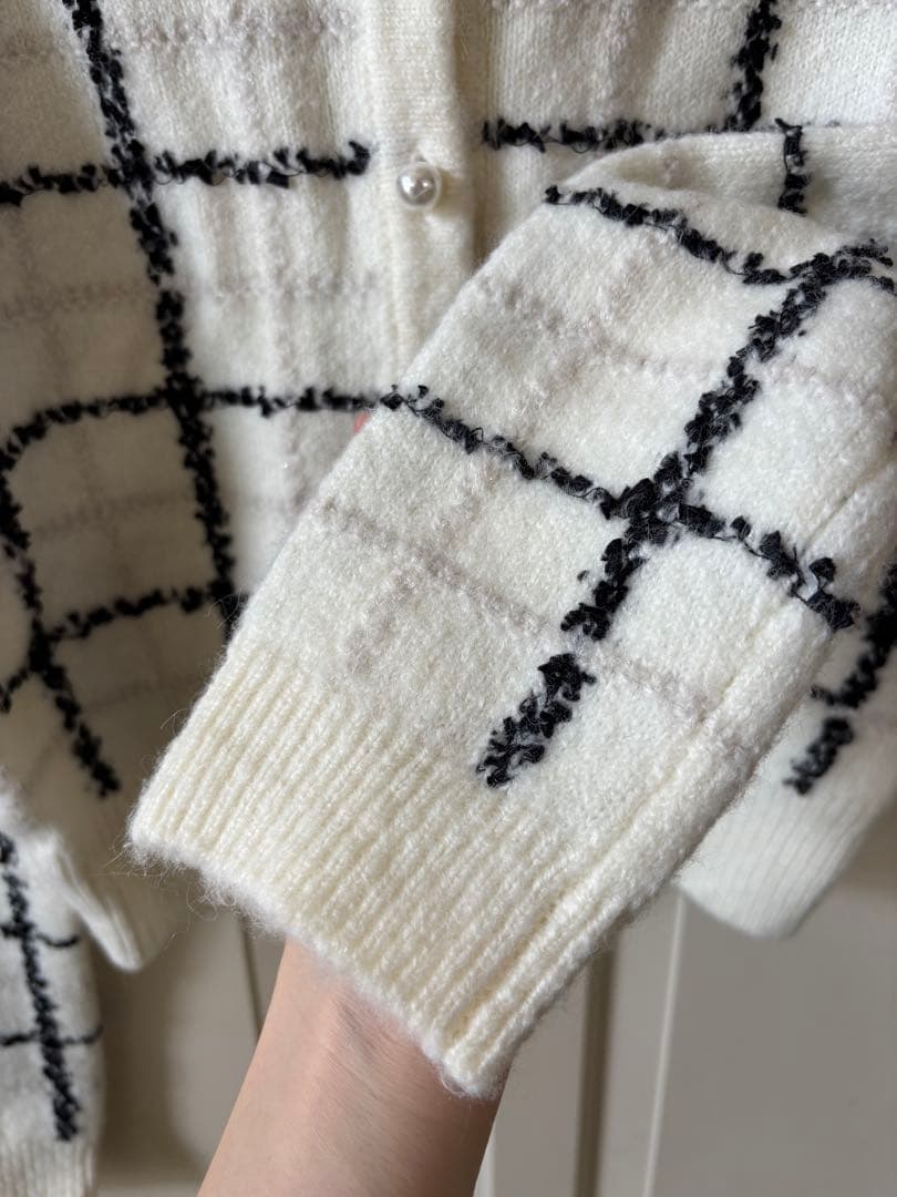 トップス Herlipto Bouncy check knit pullover