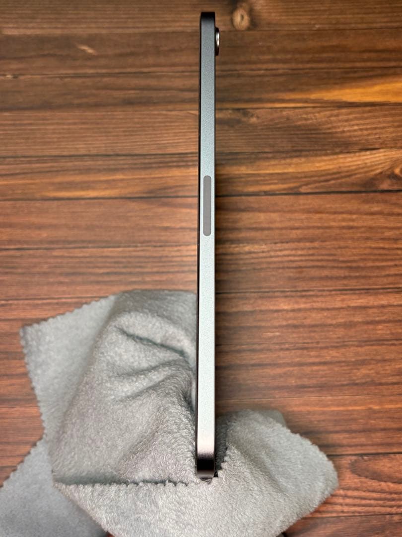 【極美品】iPad mini 7 128GB スペースグレイ