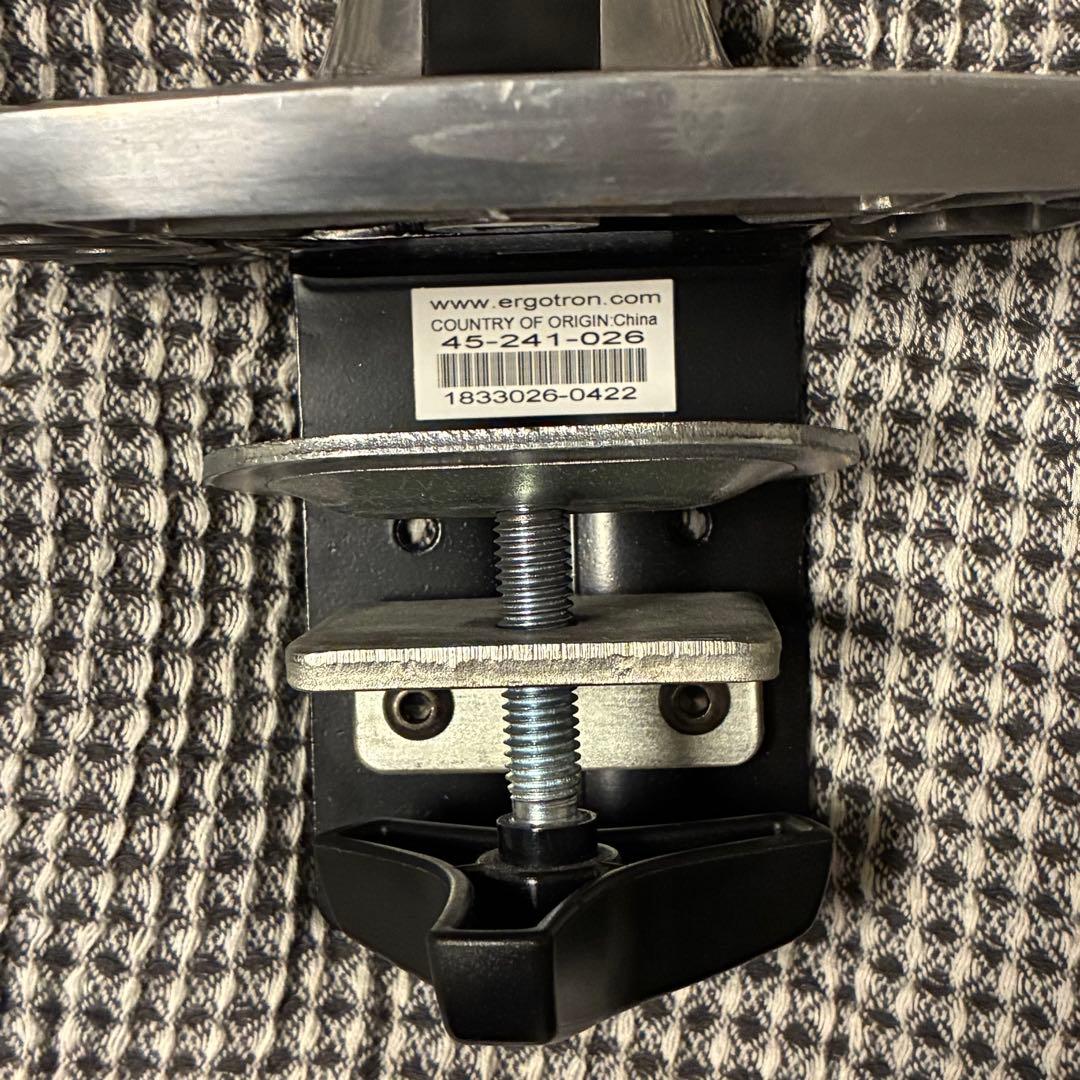 エルゴトロンLXモニターアーム＋PCトレイ