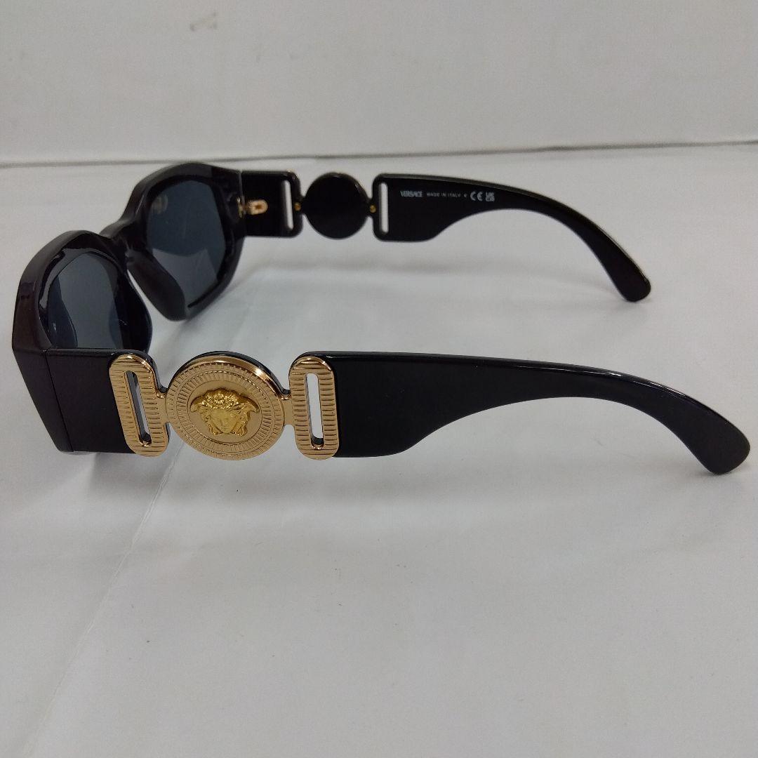 KG1 ヴェルサーチ 極美品 メデューサ サングラス 男女兼用 ケース付き