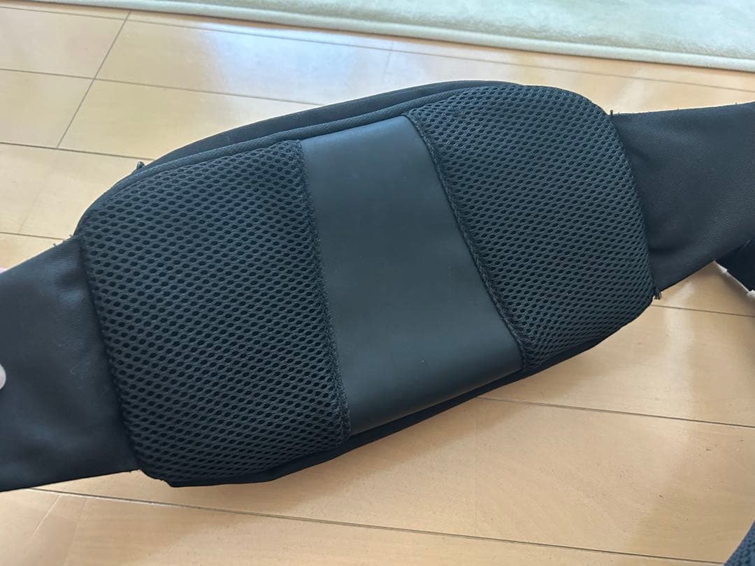 POMULU 2WAYヒップシート　黒