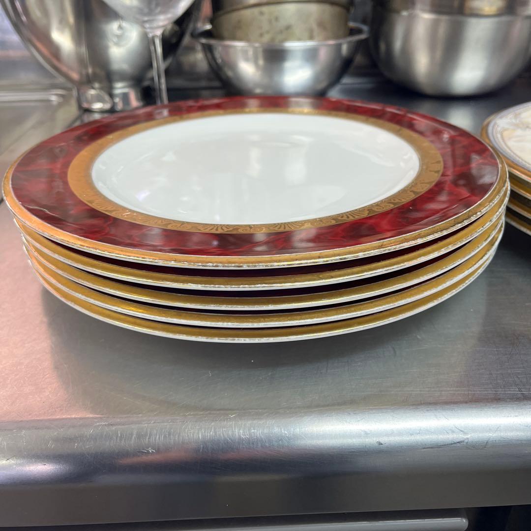 エレガントなセラミック皿 3点セット