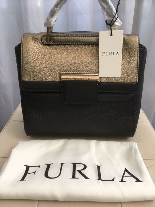 ☆新品☆フルラ　アルテシア　2wayハンドバッグ