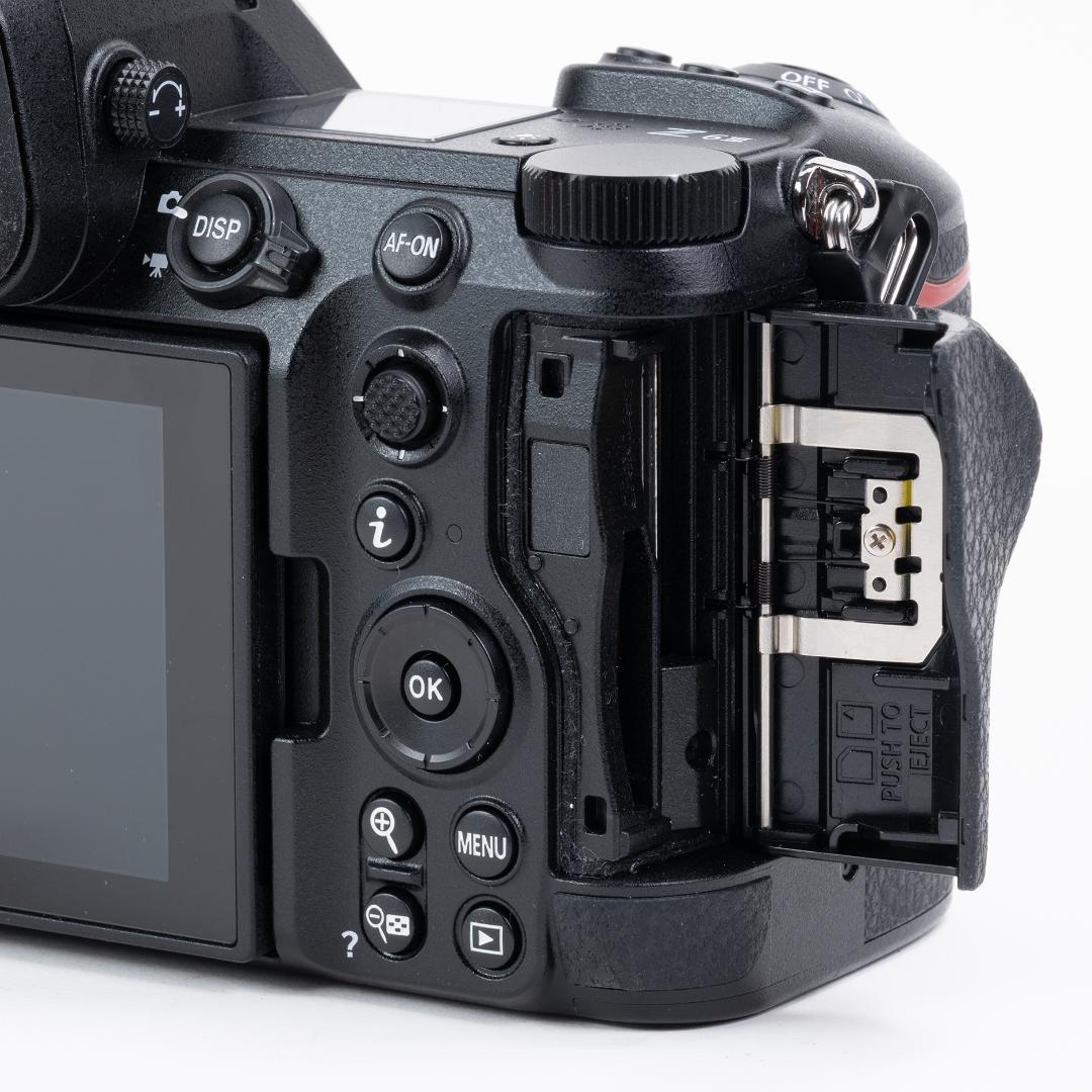 Nikon Z6Ⅲ ボディ中古