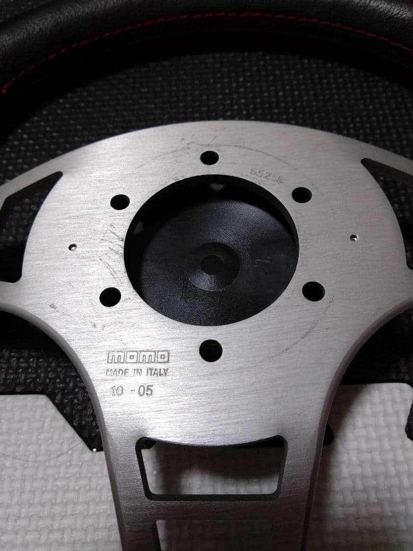 廃盤　限定　MOMO　ミレニアムスポルト　Ｚ３４で使用　Ｒ３５ ポルシェ　ＢＭＷ