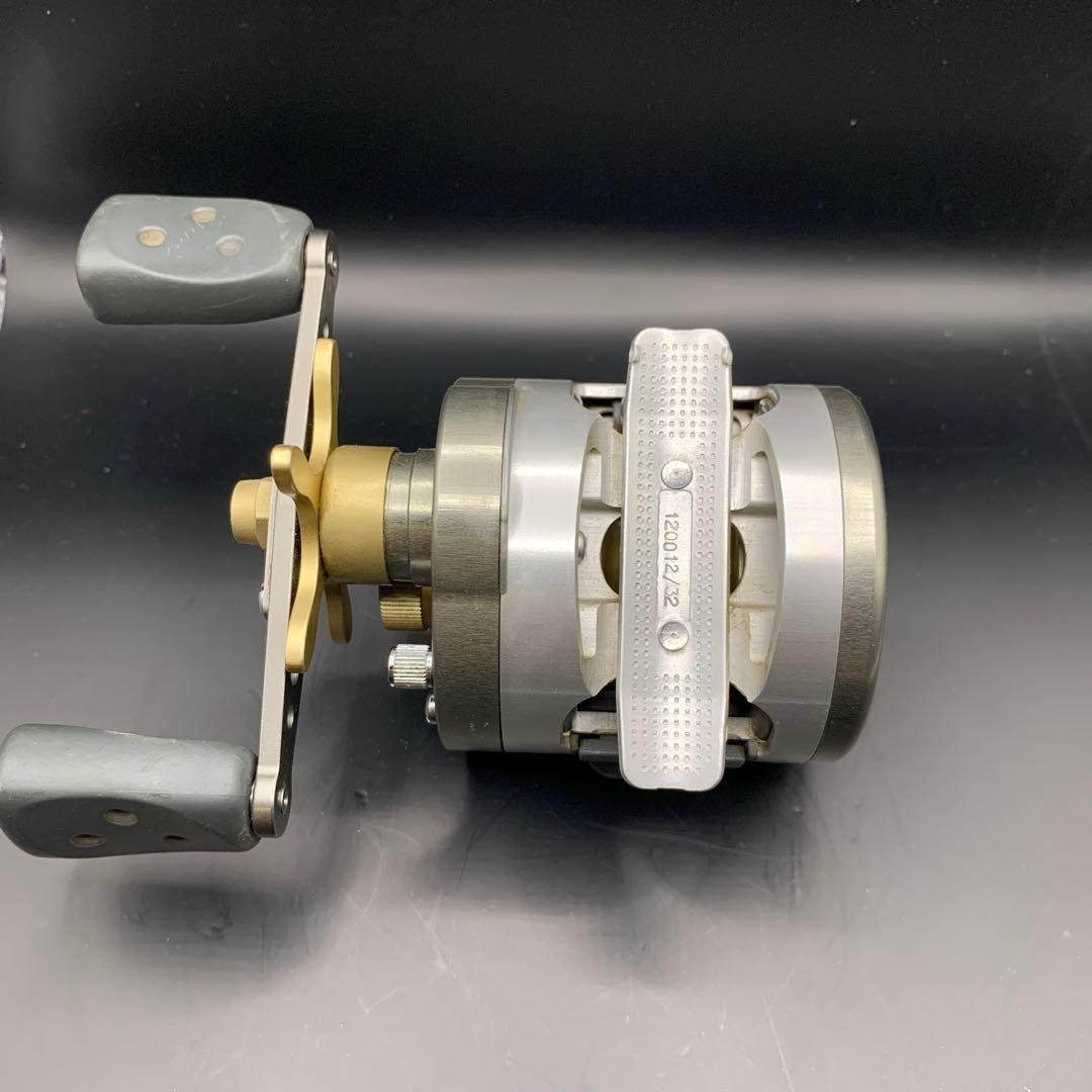 Abu Garcia モラムSX1600C ULTRA-MAG