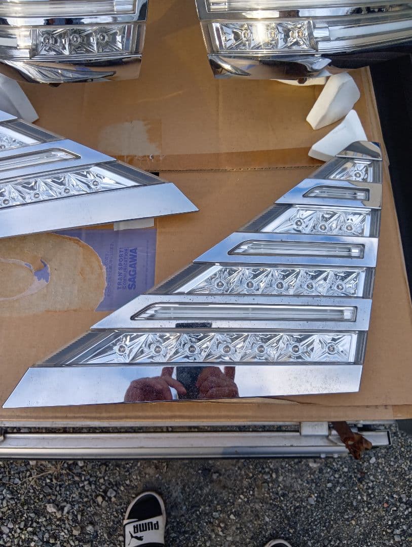 20アルファード ヴェルファイア ヴァレンティ テールランプ