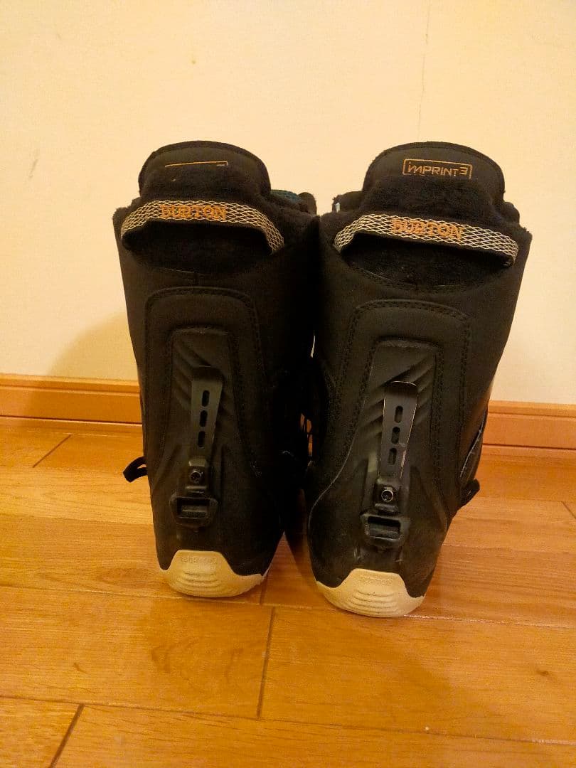 更に値下げ！スノーボードブーツとビンディングBURTONステップオンセット
