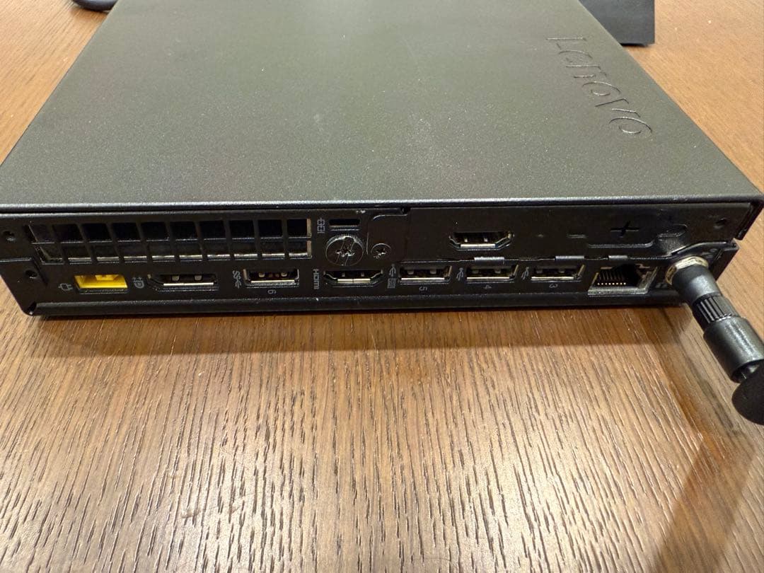 値下げ中Lenovo ThinkCentre M75qミニPC