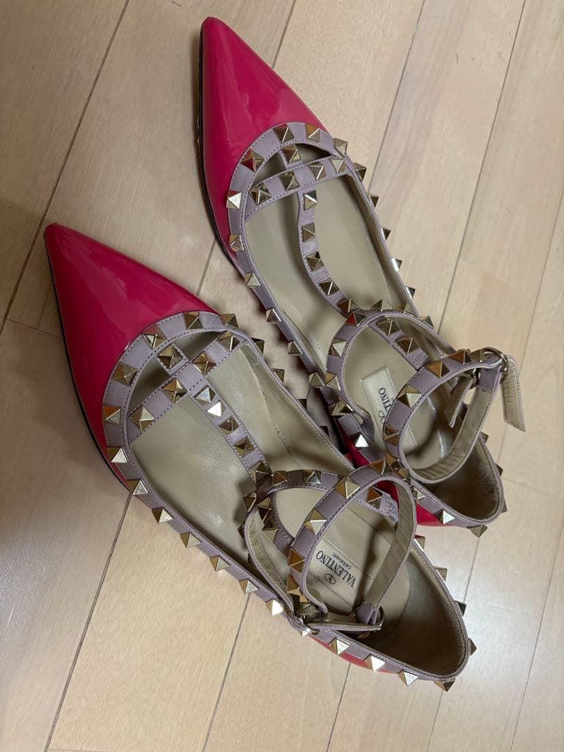 ヴァレンティノ VALENTINO ロックスタッズシューズ　フラット　ピンク