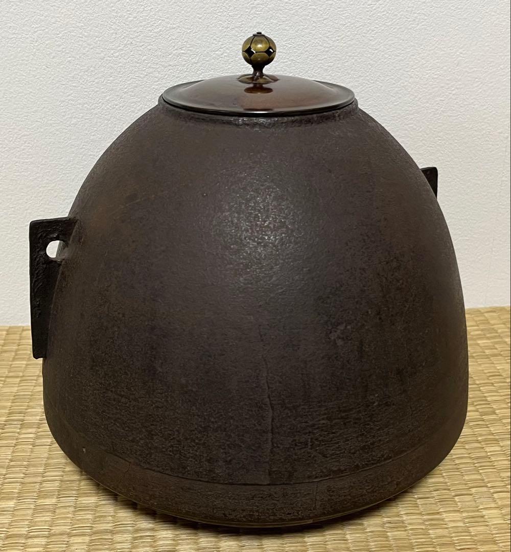【江戸時代】梵鐘釜（撫肩釜）　初代高木治郎兵衛作