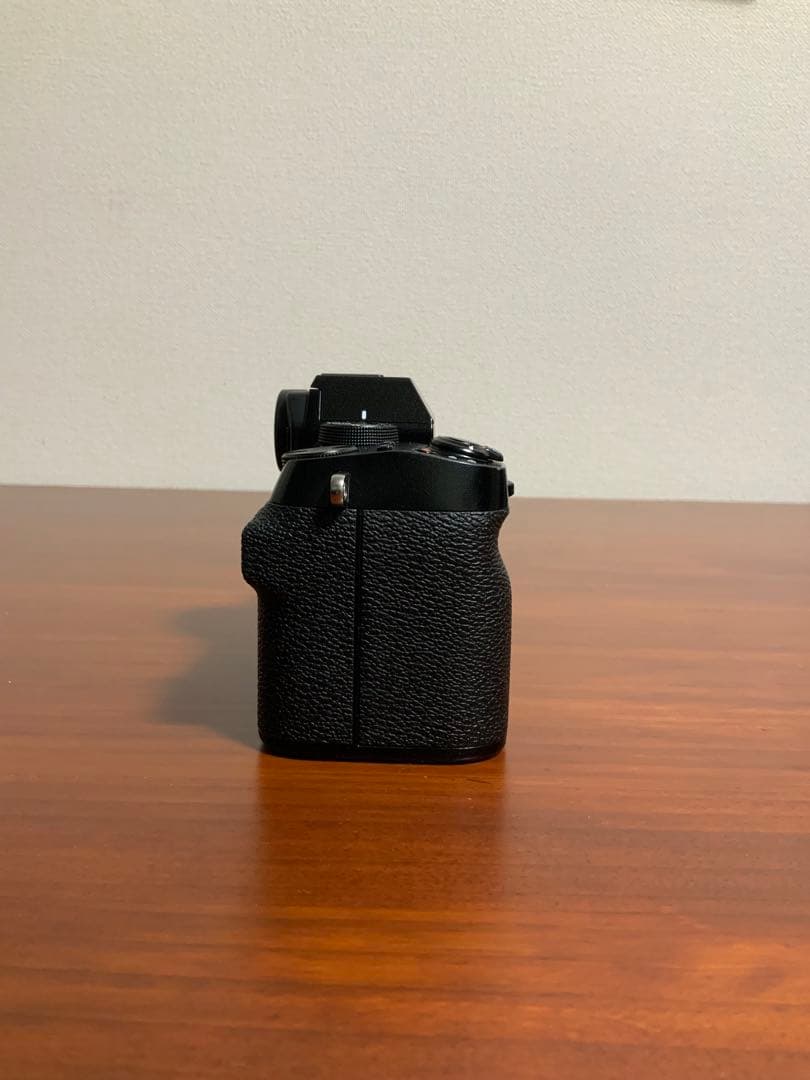 【付属品完備】Fujifilm X-S10 ミラーレスカメラ　美品