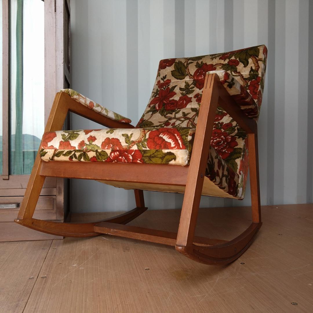 ロッキングチェア　椅子　花柄