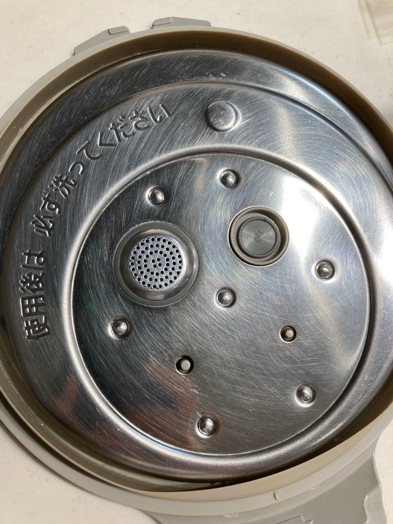 美品　圧力IH炊飯器 Wおどり炊き　パナソニック　SR-PW107