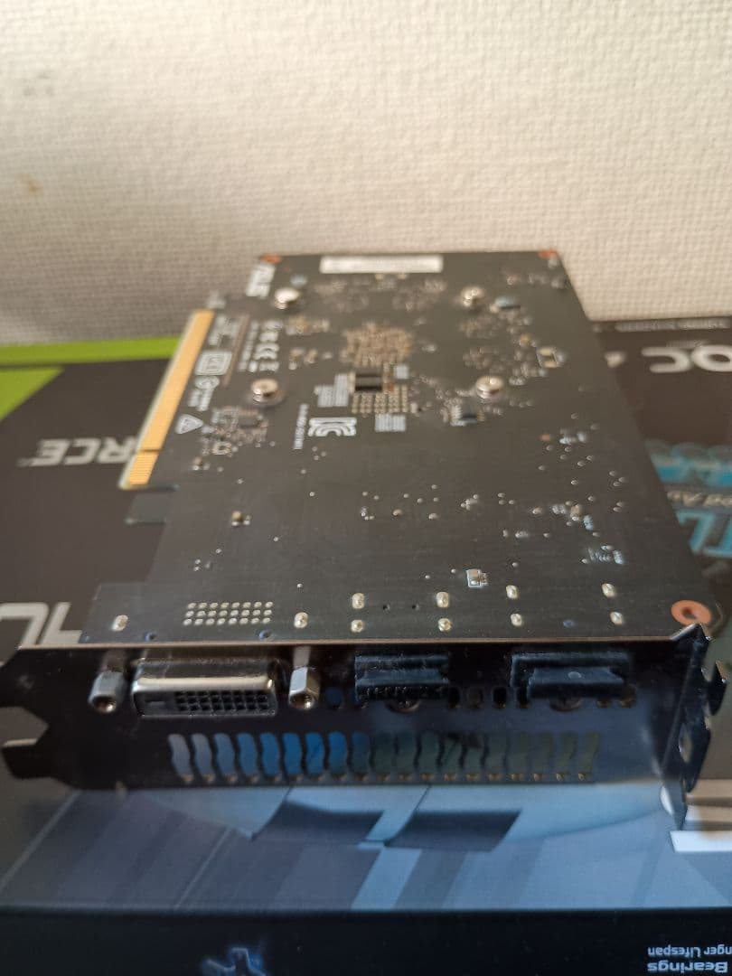 中古　ASUS GTX 1650 グラフィックボード 本体